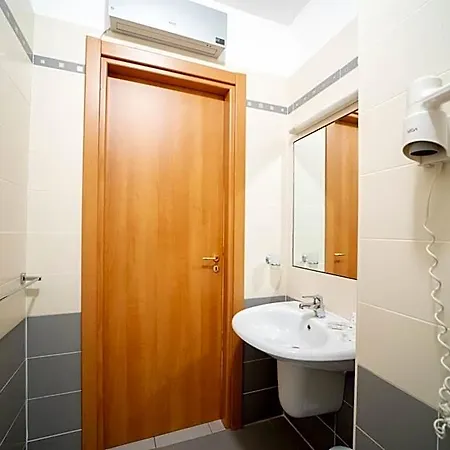 Parnaso Hotel 3*